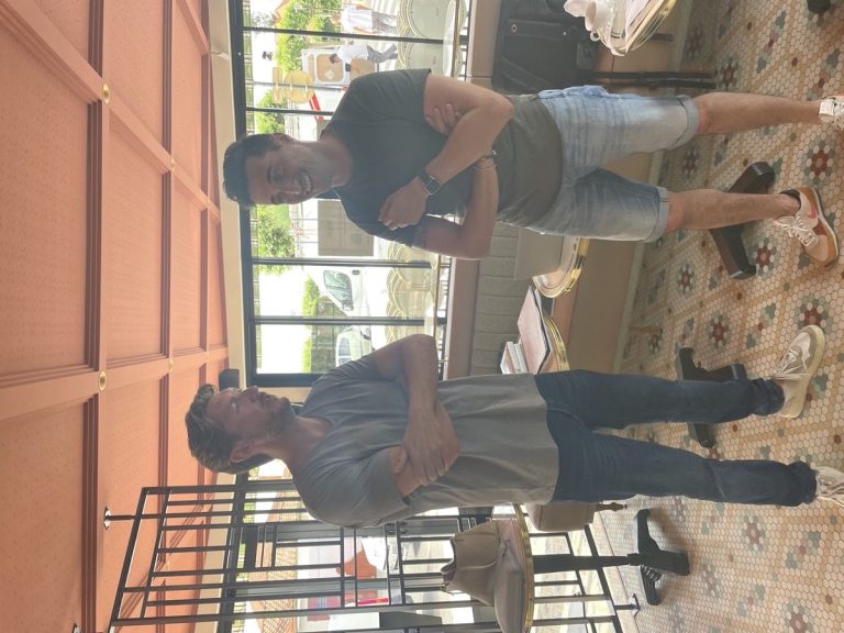 jean Francois Feuillette et laurent le directeur de Fredelian Cap Ferret