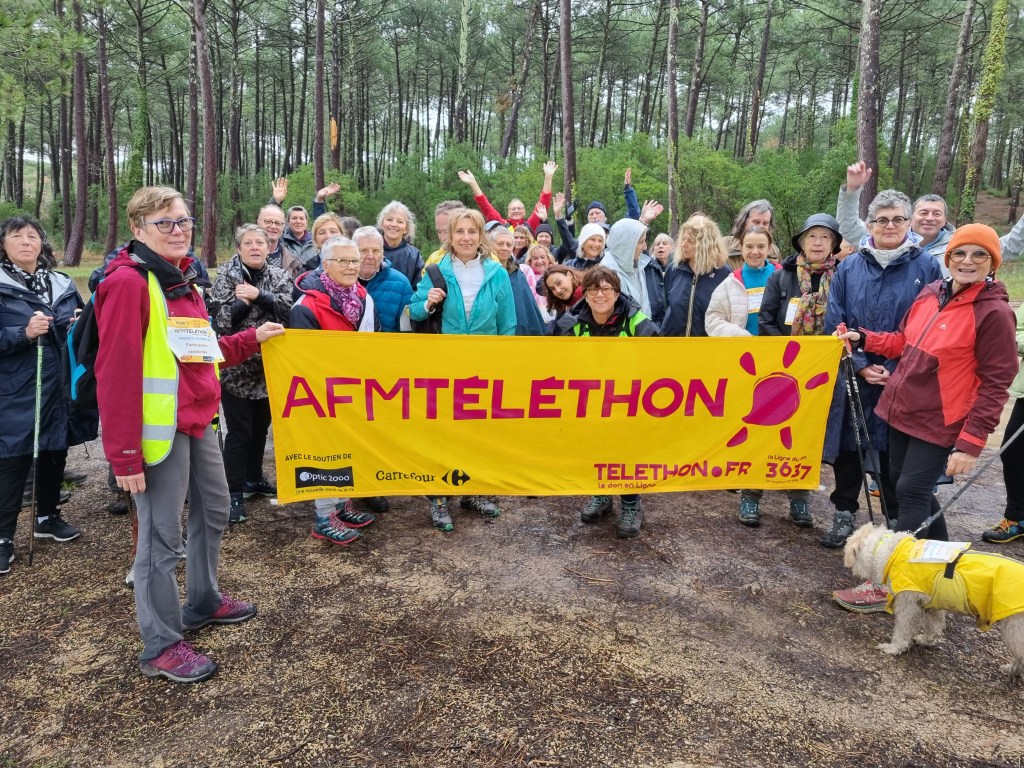 Arrivée des marcheurs du Téléthon Lège-Cap Ferret