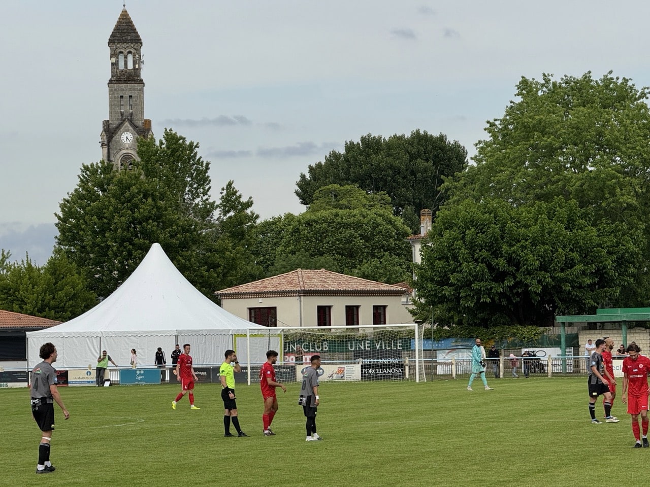 Match de fin de saison de l’USLCF au stade Louis-Goubet